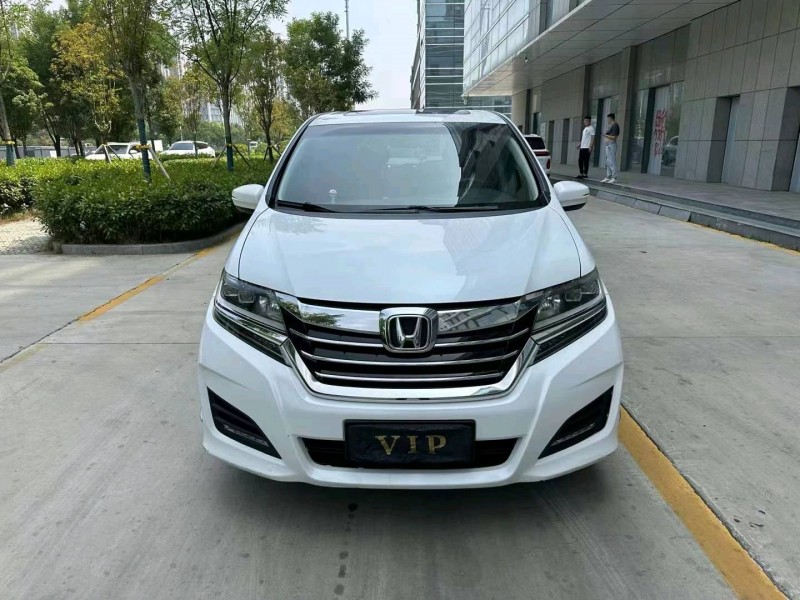 枣庄18年本田艾力绅1