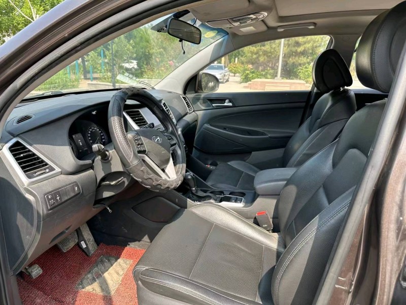 济南17年现代途胜4