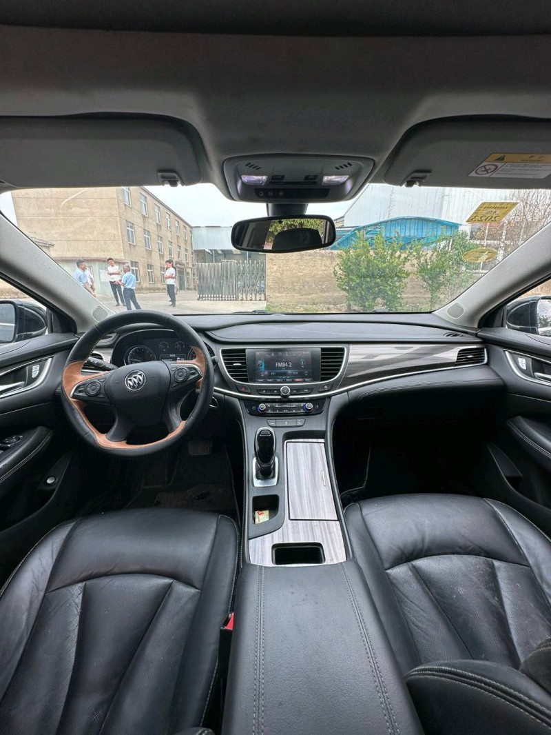 徐州19年别克君越5