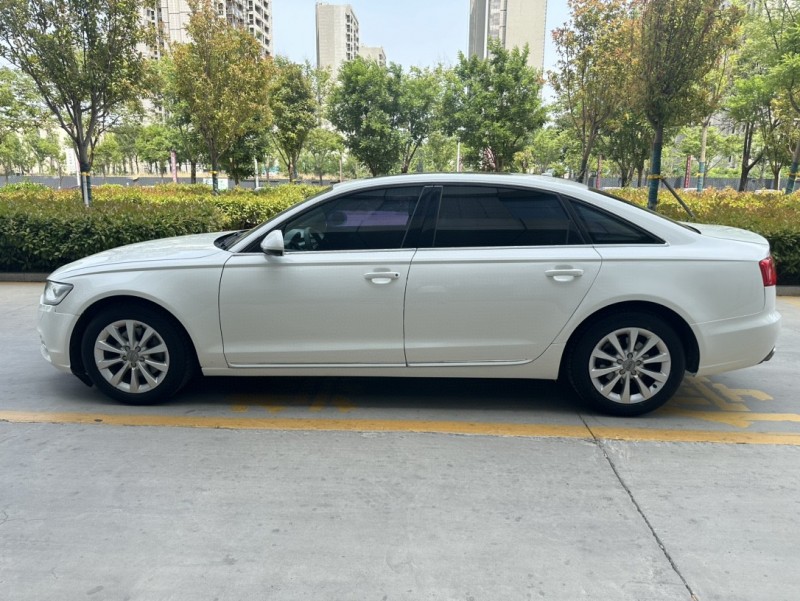 济宁14年奥迪A6L5
