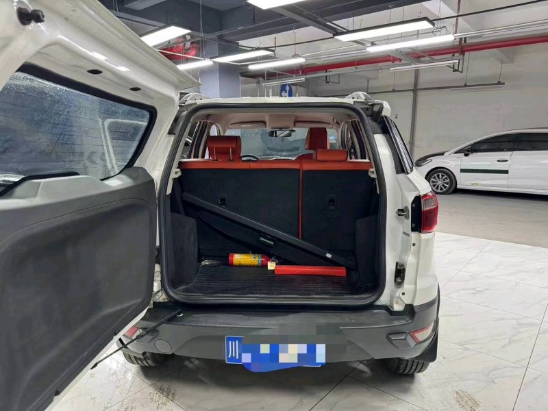 成都16年福特翼搏5