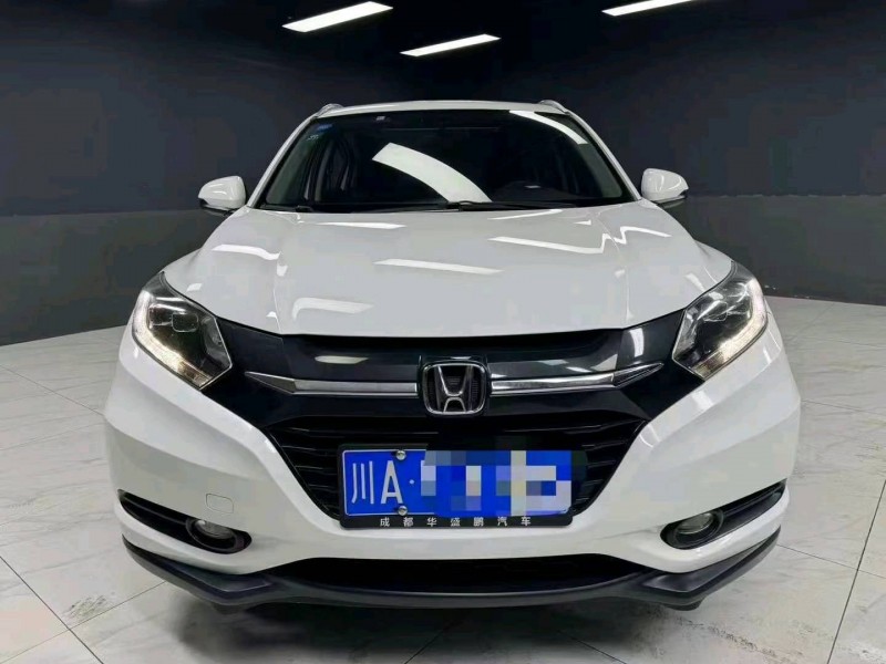 成都19年本田缤智1