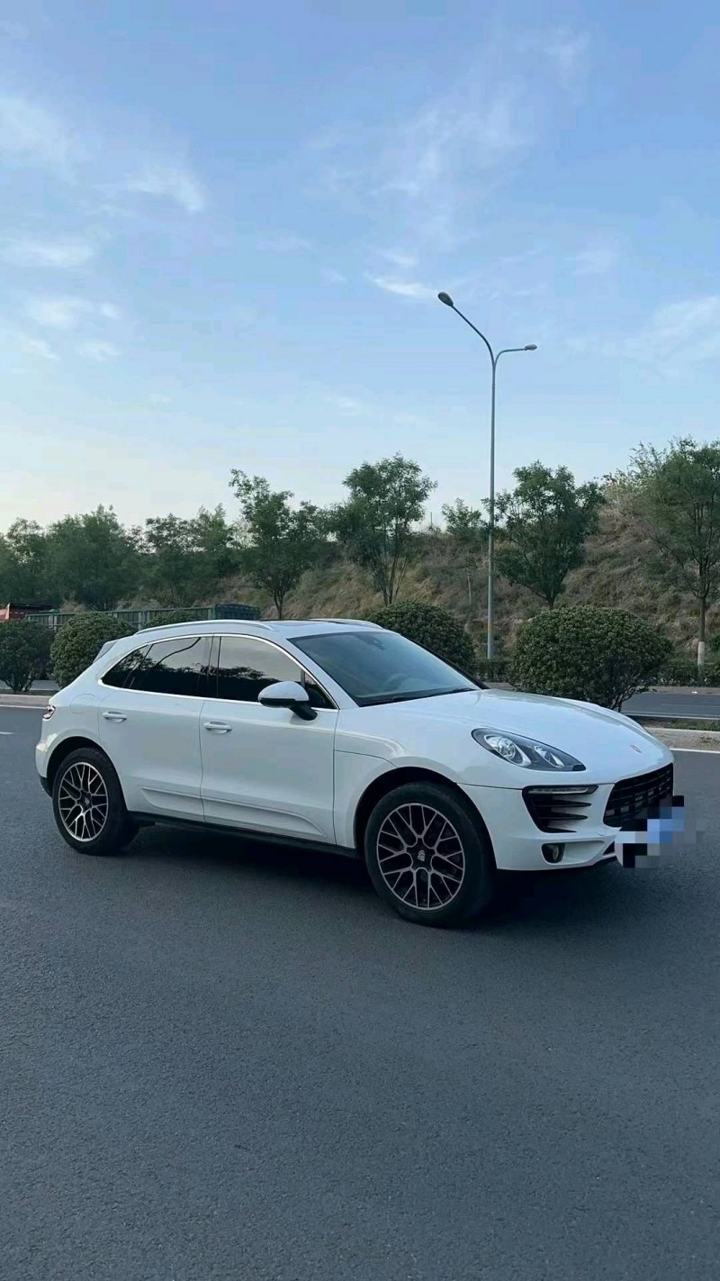 烟台16年保时捷Macan2