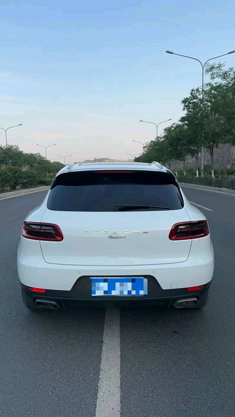 烟台16年保时捷Macan4