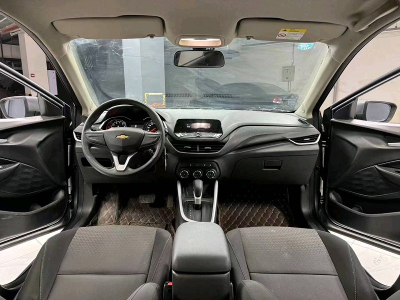 成都20年雪佛兰科沃兹8