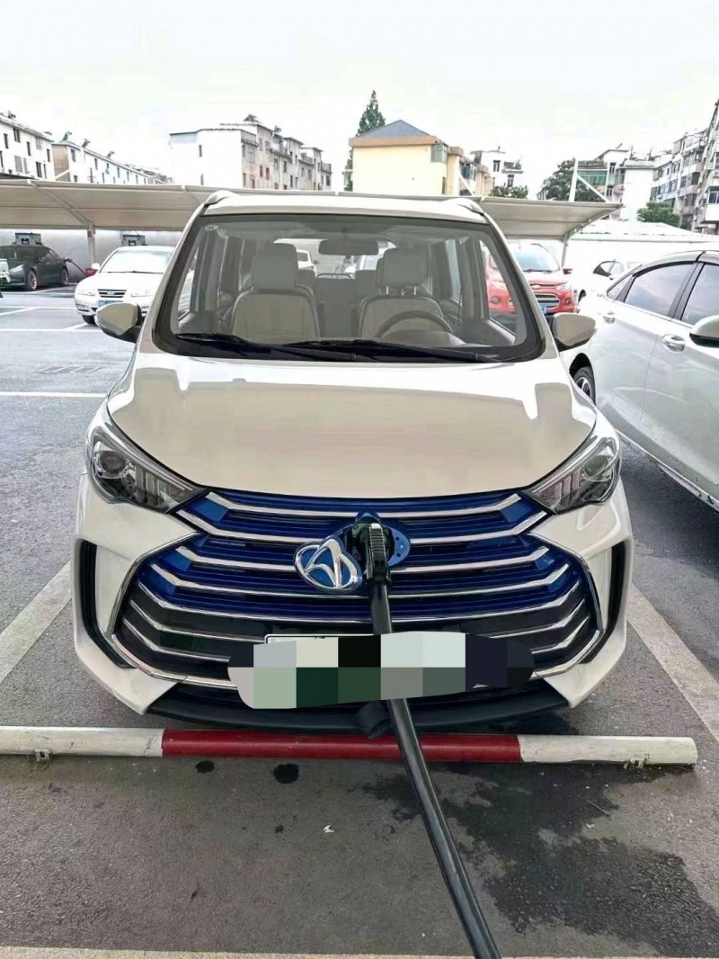 湖州22年長安汽車歐尚1