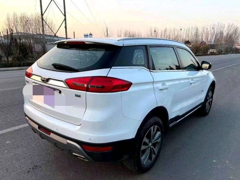 东营17年吉利博越4