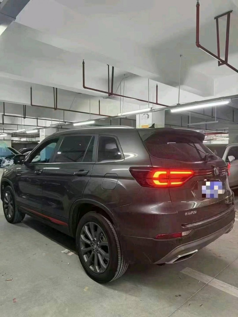 重庆23年长安汽车CS756