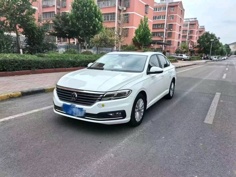 东营22年大众朗逸1