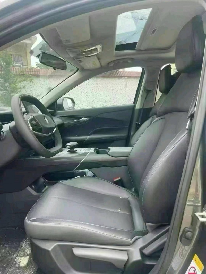 保定24年长安汽车逸达5