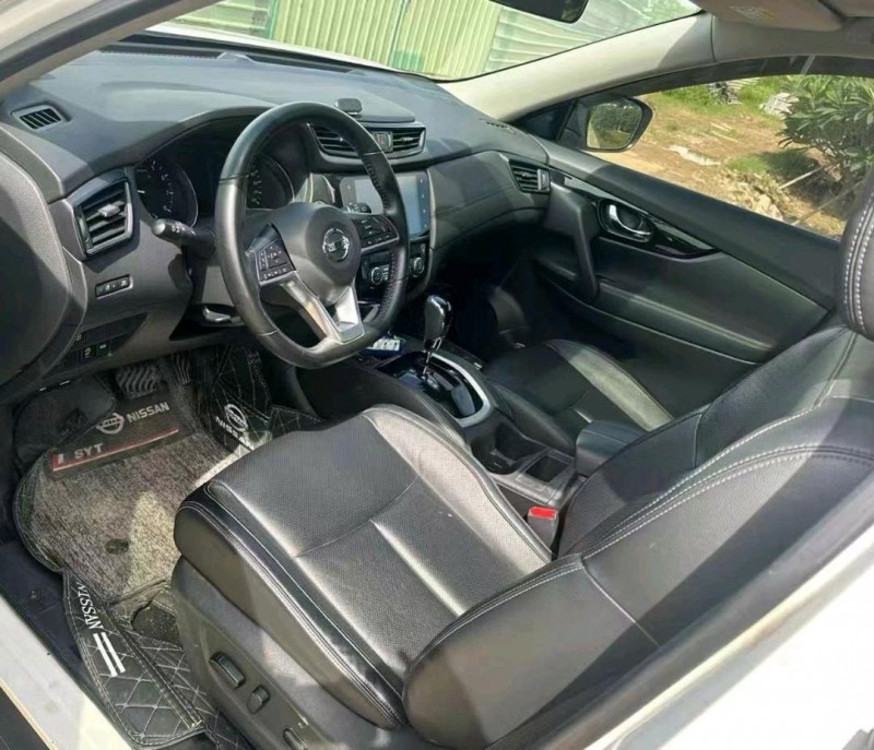 佛山20年日产奇骏4