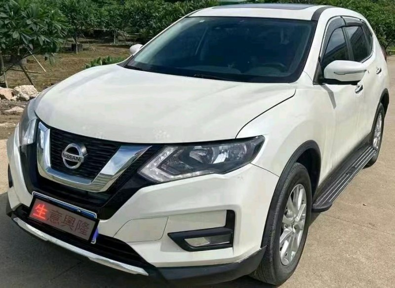 佛山20年日产奇骏5