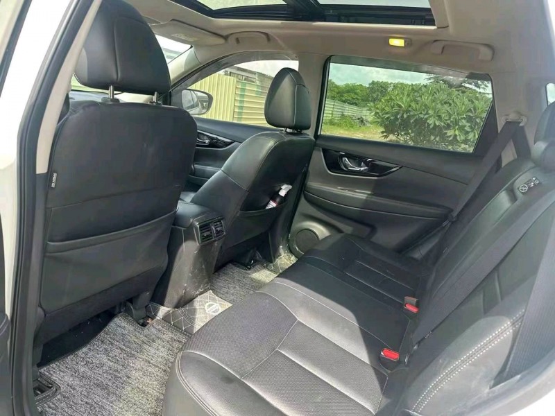 佛山20年日产奇骏6