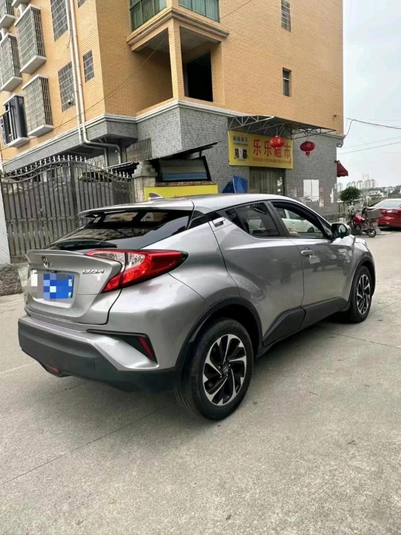 佛山19年丰田奕泽7