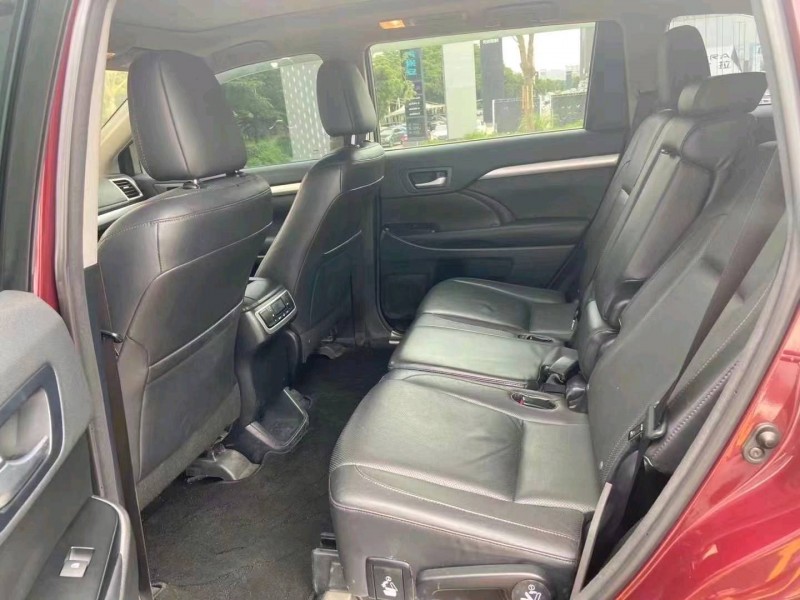 佛山17年丰田汉兰达5