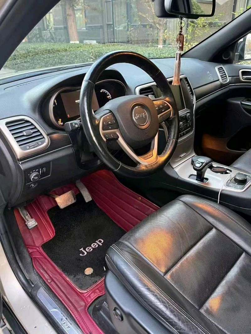烟台14年Jeep大切诺基4