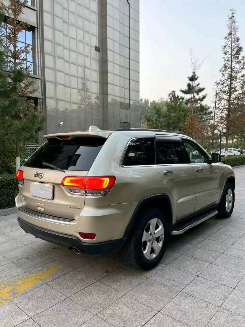 烟台14年Jeep大切诺基6