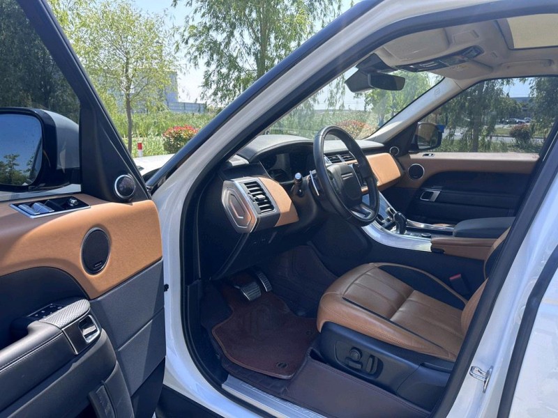 盐城19年路虎揽胜运动7