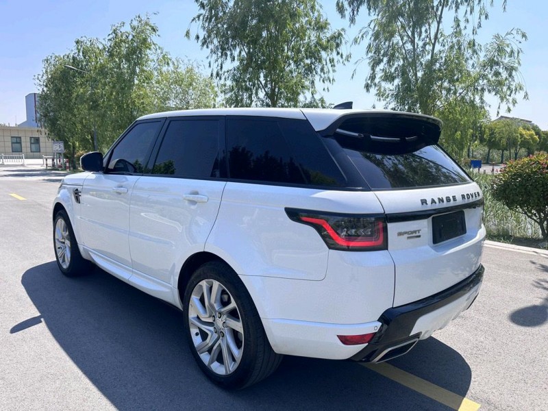 盐城19年路虎揽胜运动9