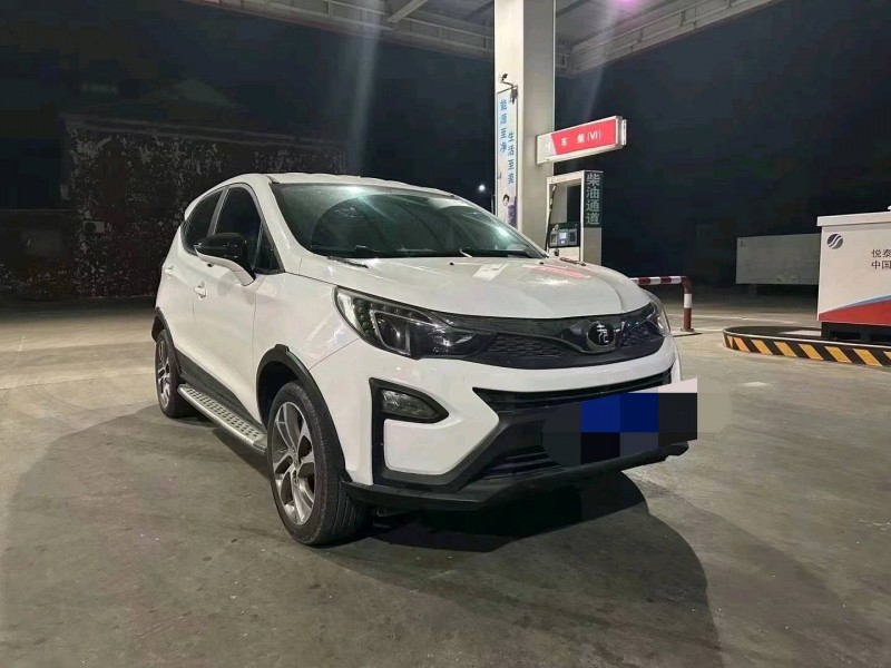 东营17年比亚迪元2