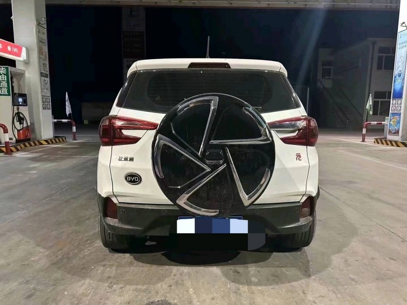 东营17年比亚迪元4