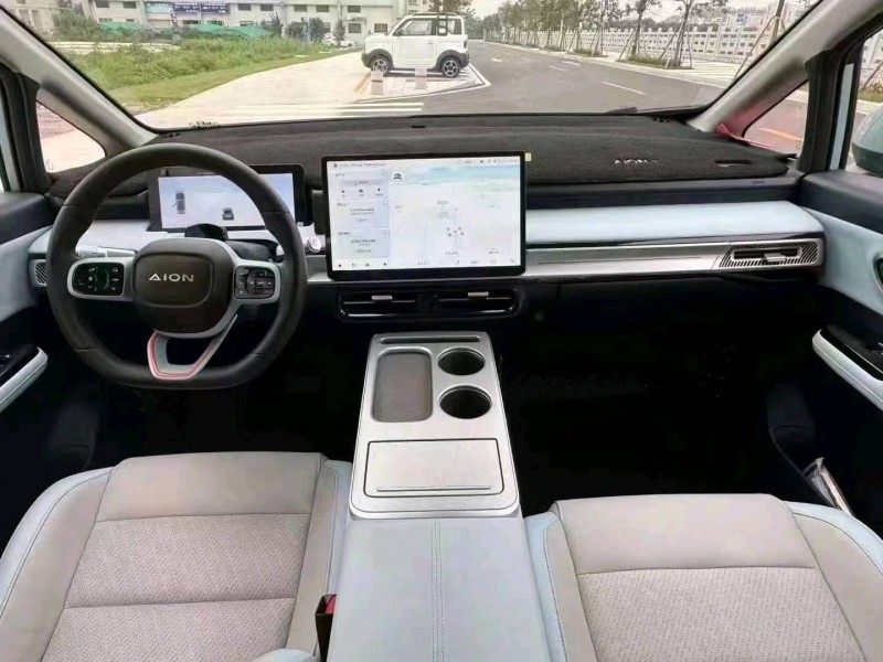 成都23年传祺埃安Y6