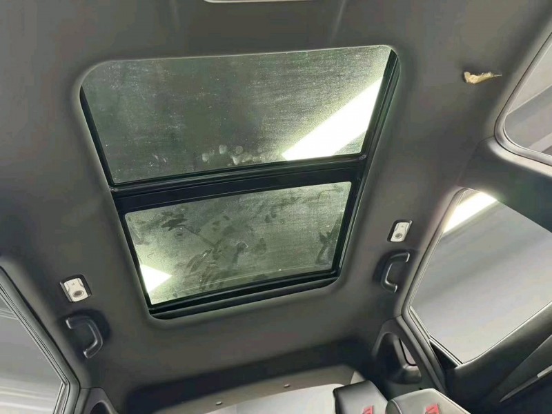 成都22年长安汽车欧尚7