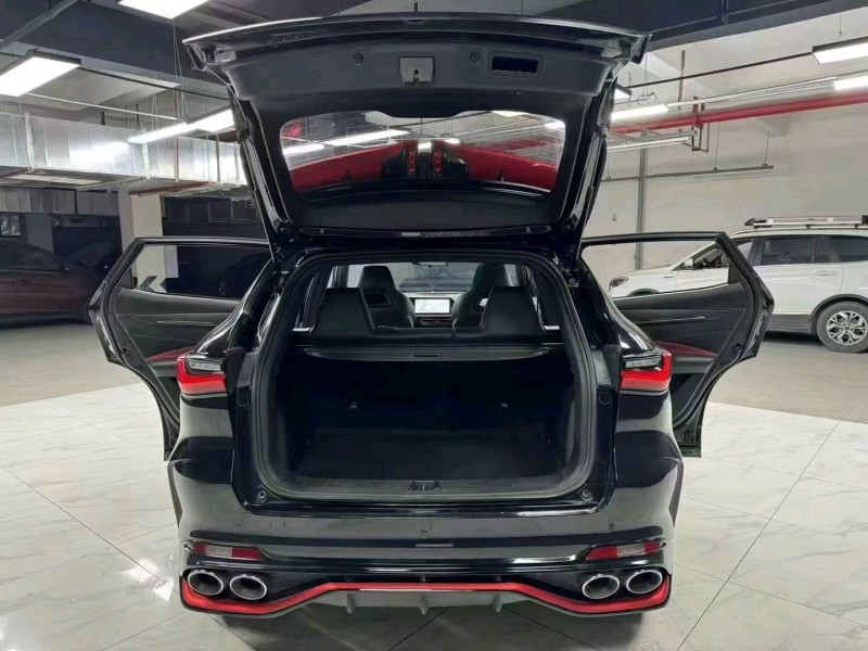 成都22年长安汽车欧尚9