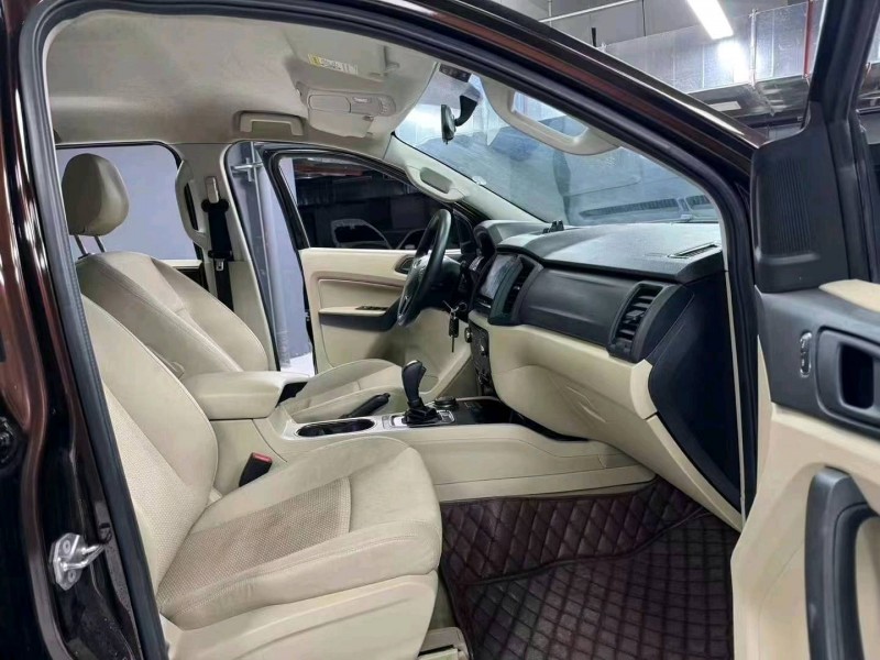 成都17年福特F-6504