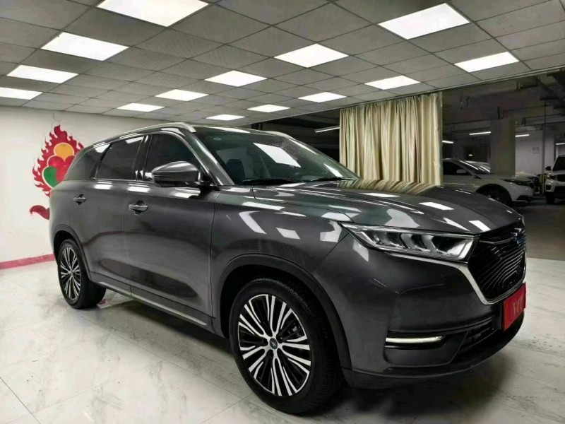 成都21年长安汽车欧尚5