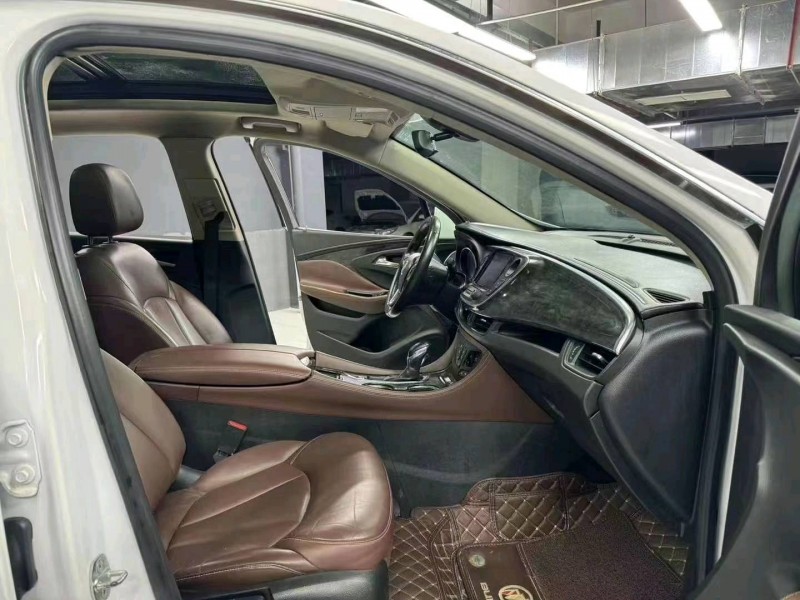 成都15年别克昂科威7