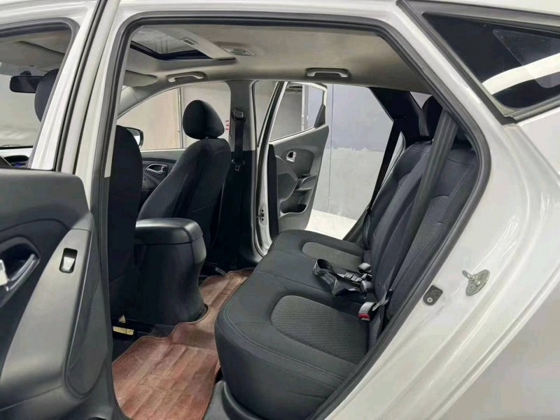 成都17年现代ix355