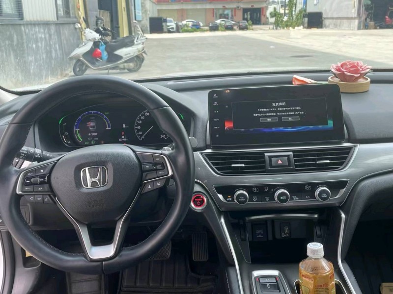 广州22年本田雅阁3