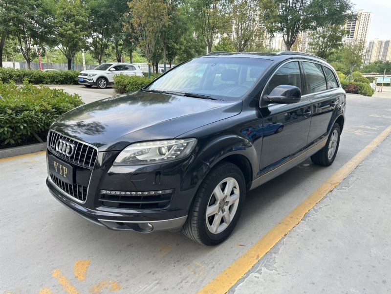 济宁11年奥迪Q73
