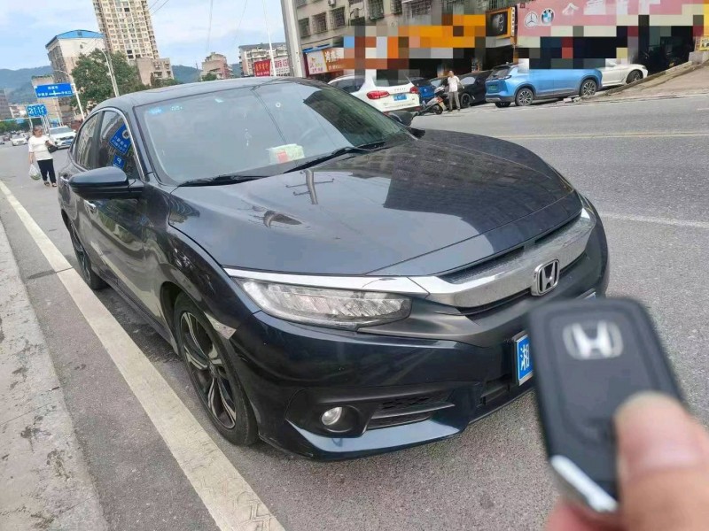 邵阳19年本田思域3