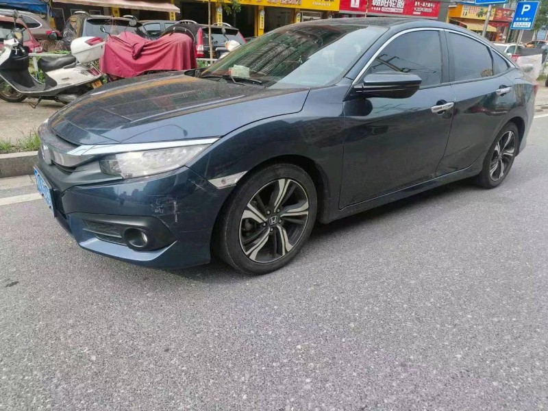 邵阳19年本田思域4