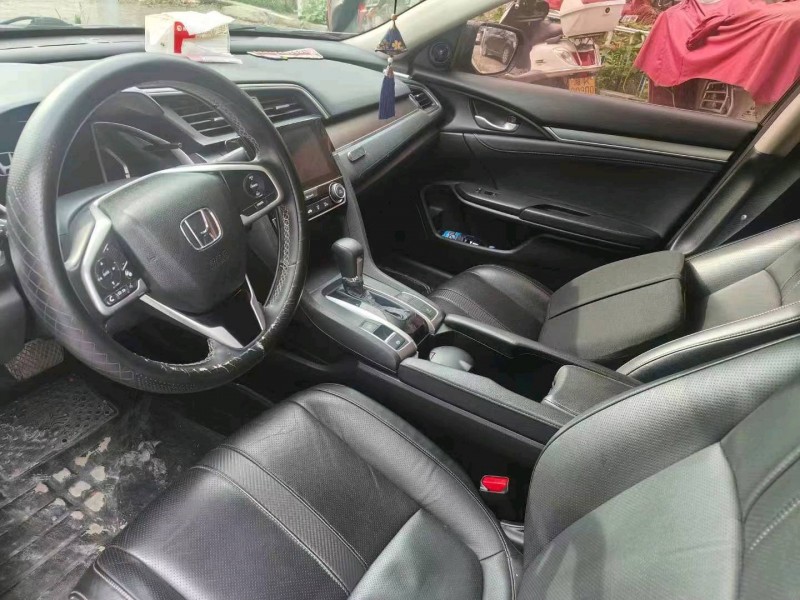 邵阳19年本田思域7