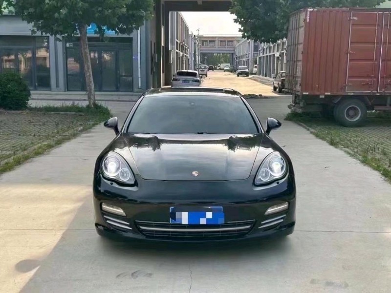 东营13年保时捷帕拉梅拉1