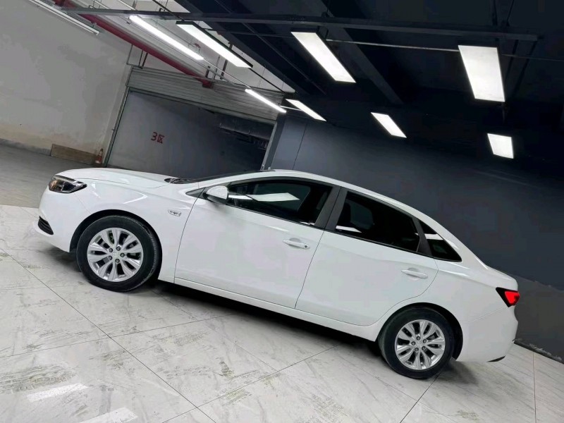 成都20年别克英朗3