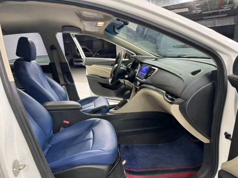 成都20年别克英朗4