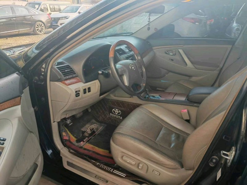 保定10年丰田凯美瑞8