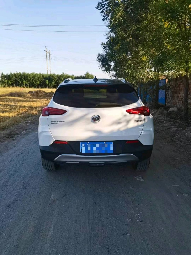 保定23年别克昂科拉4