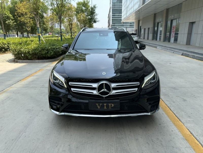 济宁19年奔驰GLC1