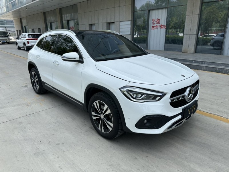 济宁21年奔驰GLA2