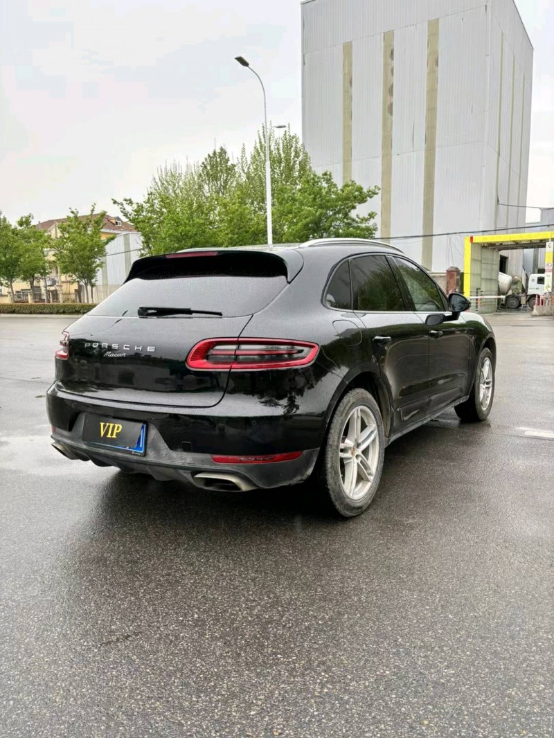宿迁17年保时捷Macan8