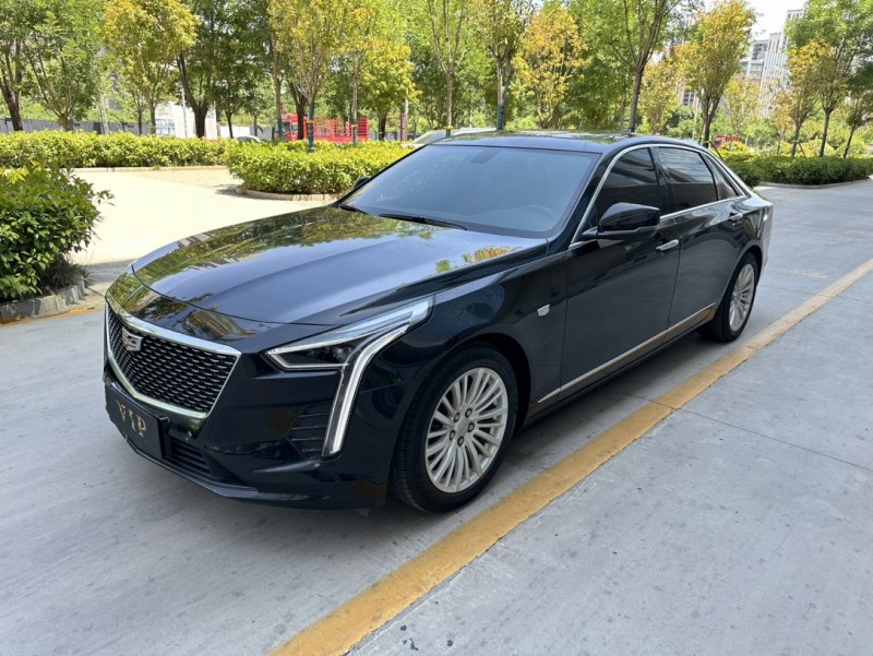 济宁21年凯迪拉克CT63