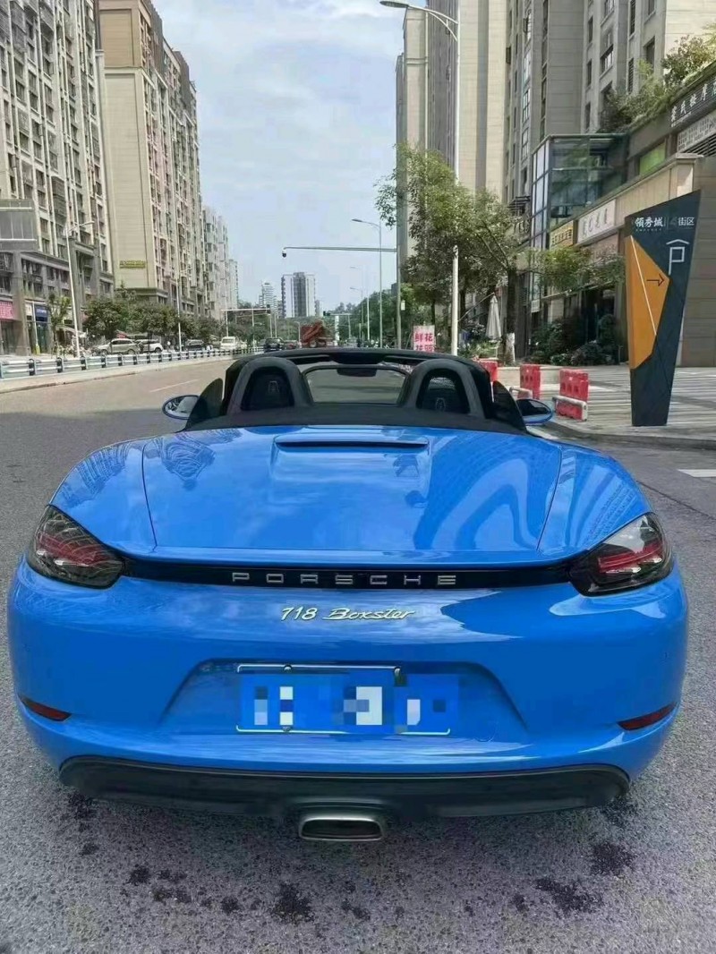 重庆22年保时捷7185
