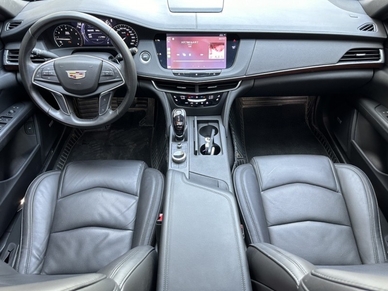 济宁21年凯迪拉克CT67