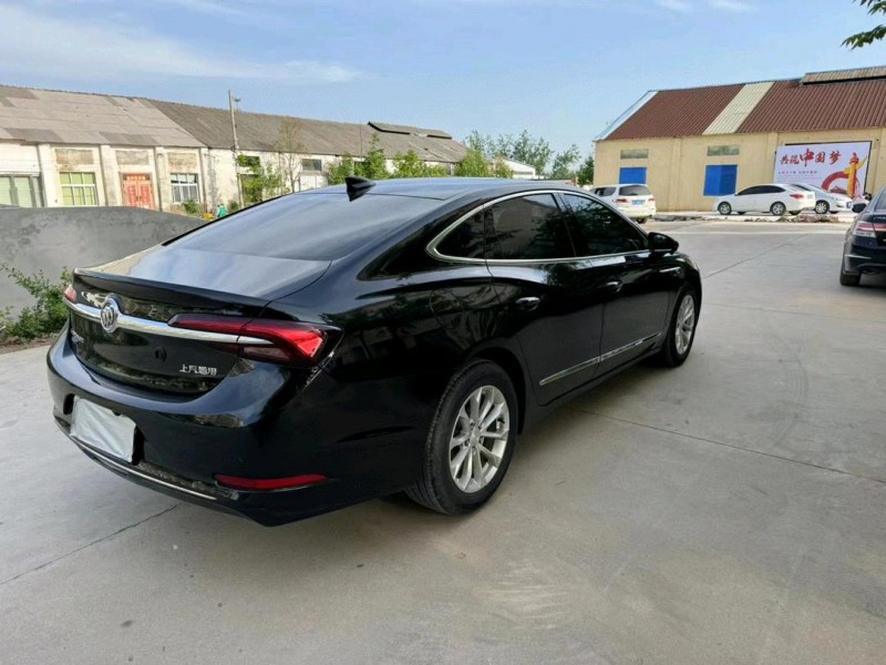 徐州22年别克君越5