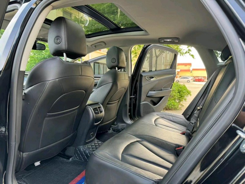 徐州22年别克君越8